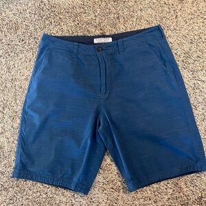 Men’s light weight short size 35